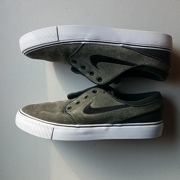 Kids size 3.5Y nike skateboarding & co - Picture 3 of 10